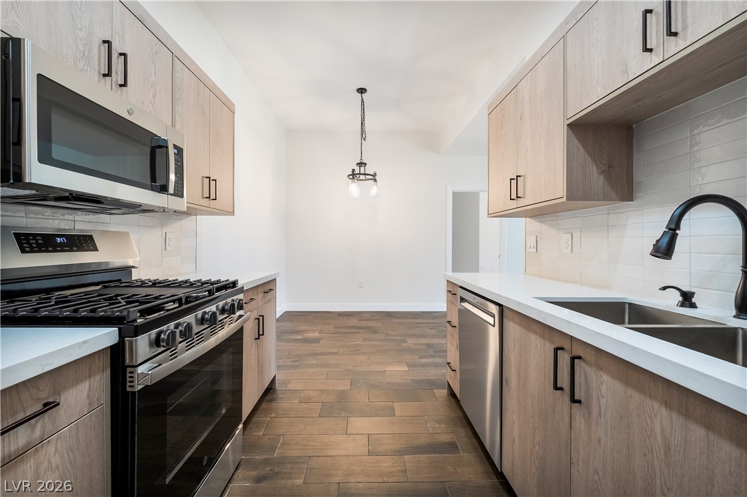 700 Carnegie Street 2314 Property Photo 11