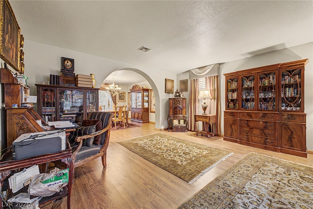 8208 Swan Lake Avenue Property Photo 9