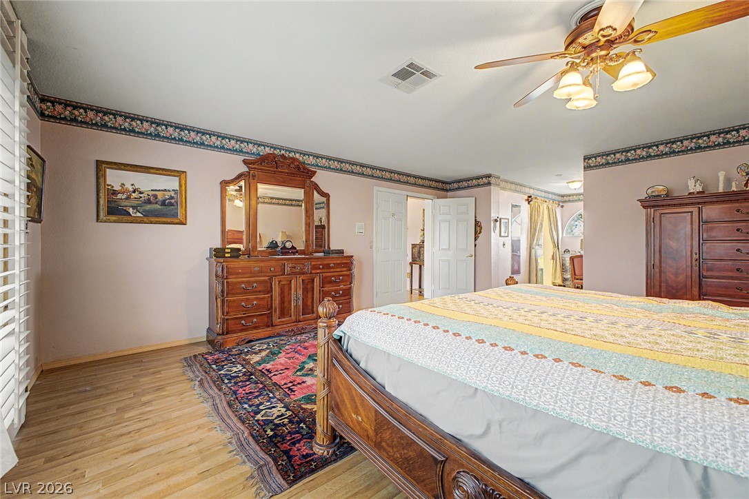 8208 Swan Lake Avenue Property Photo 15