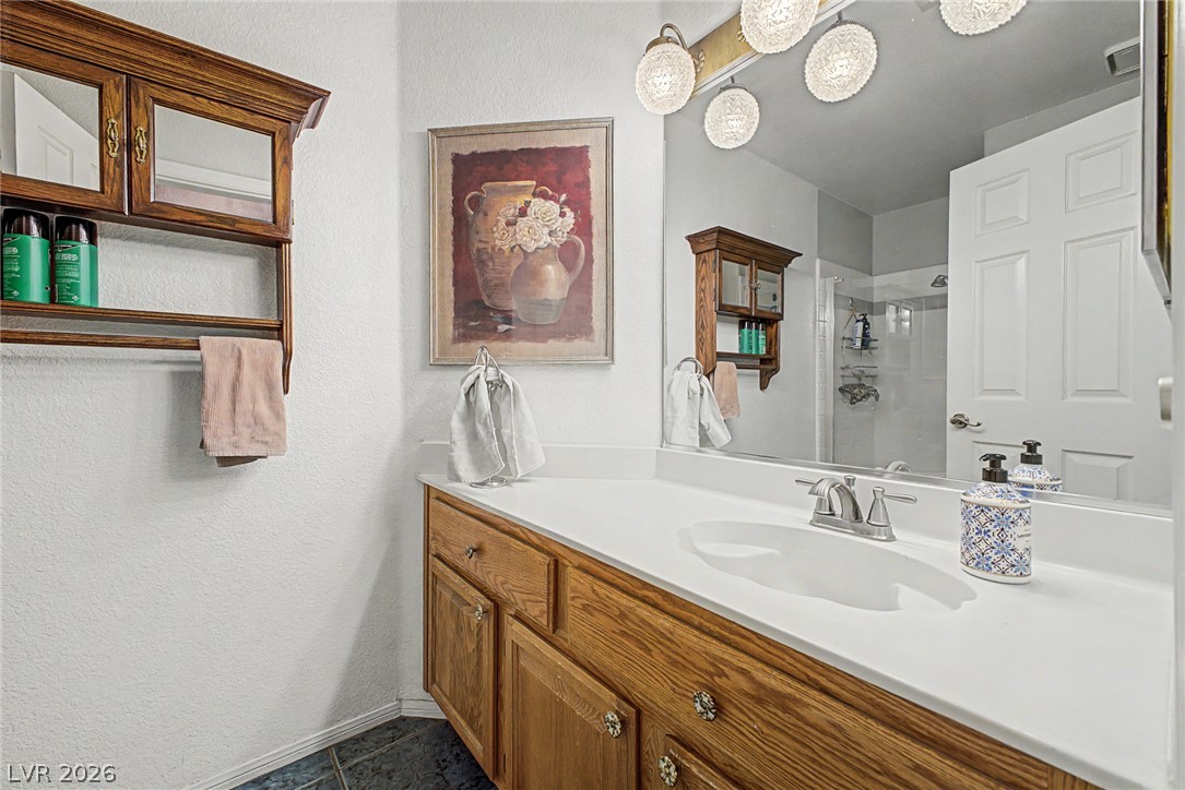 8208 Swan Lake Avenue Property Photo 21
