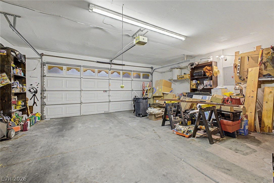 8208 Swan Lake Avenue Property Photo 26