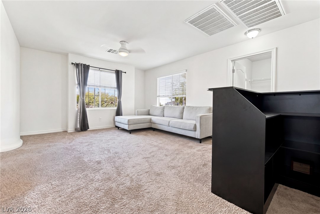 7425 Glorious Sun Drive Property Photo 16