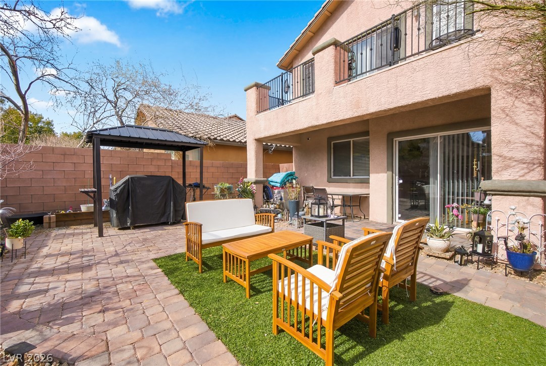 7425 Glorious Sun Drive Property Photo 29