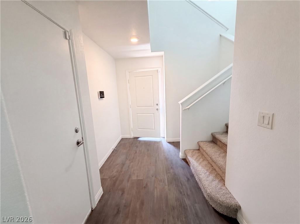 6875 Crimson Shadow Street Property Photo 7