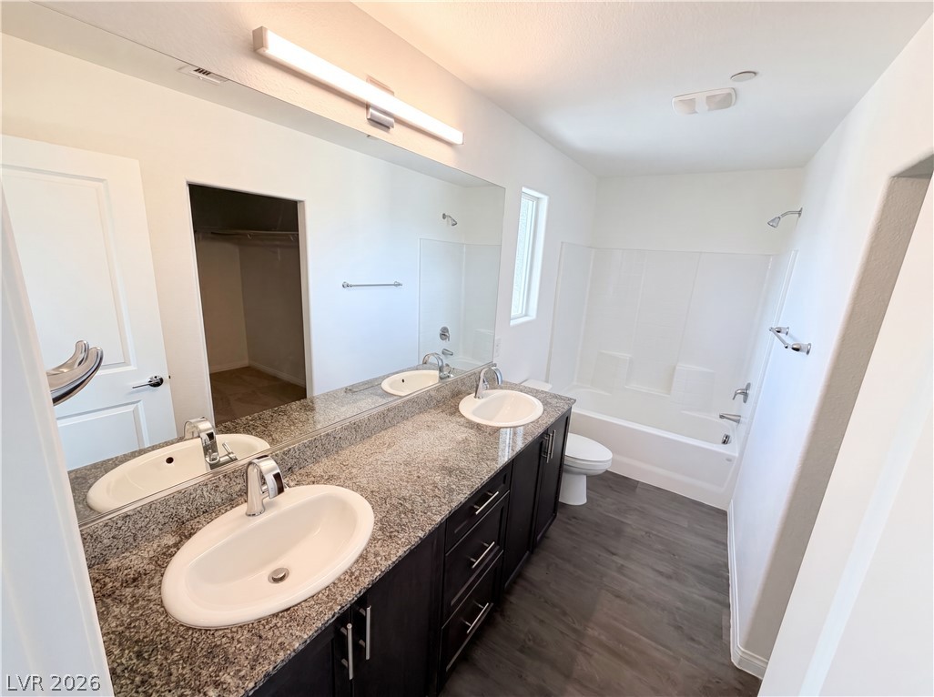 6875 Crimson Shadow Street Property Photo 18