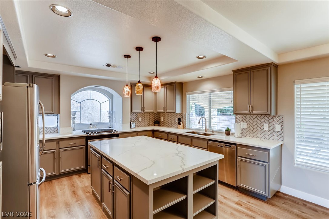 6675 Ironbound Bay Property Photo 7