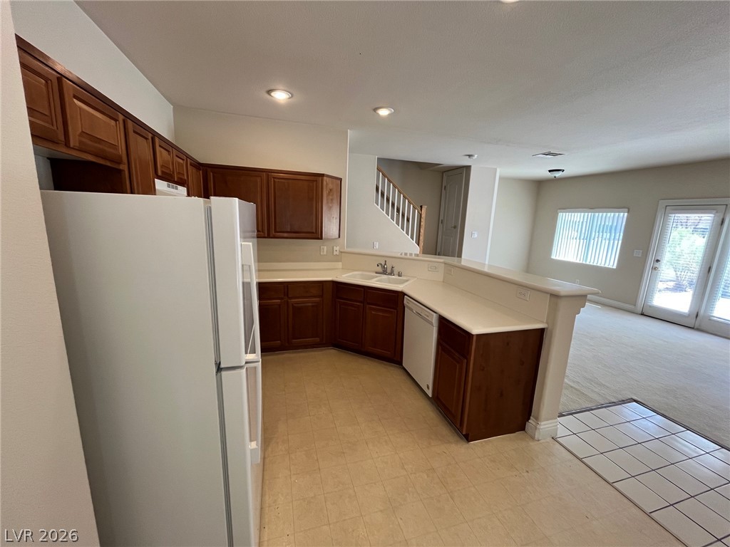 3213 Regal Swan Place 2 Property Photo 5
