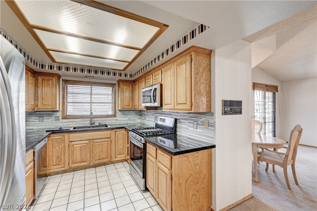 7916 Canoe Lane Property Photo 18