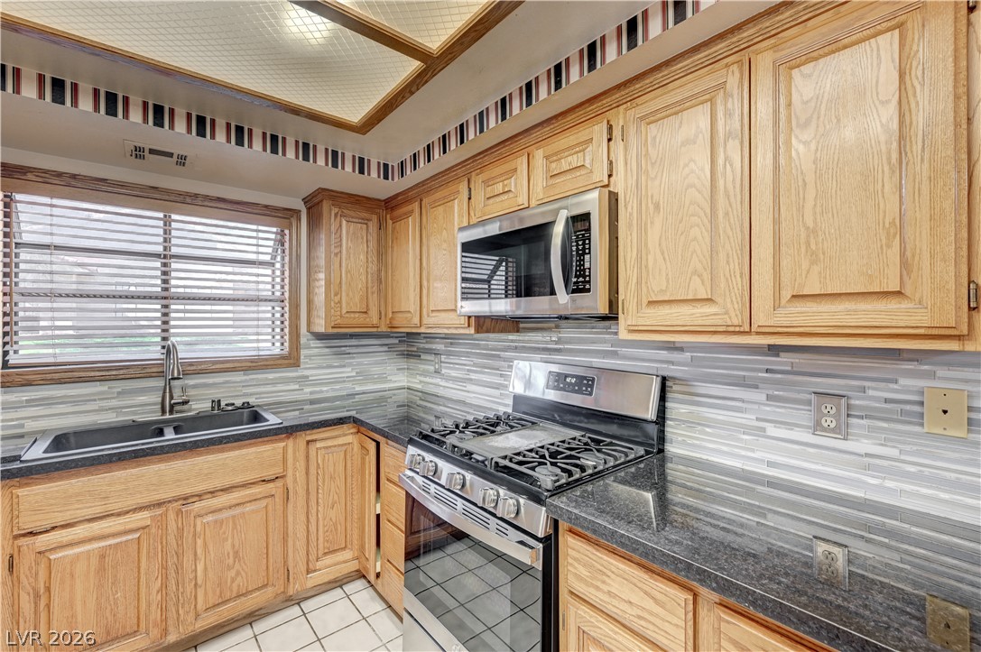 7916 Canoe Lane Property Photo 19