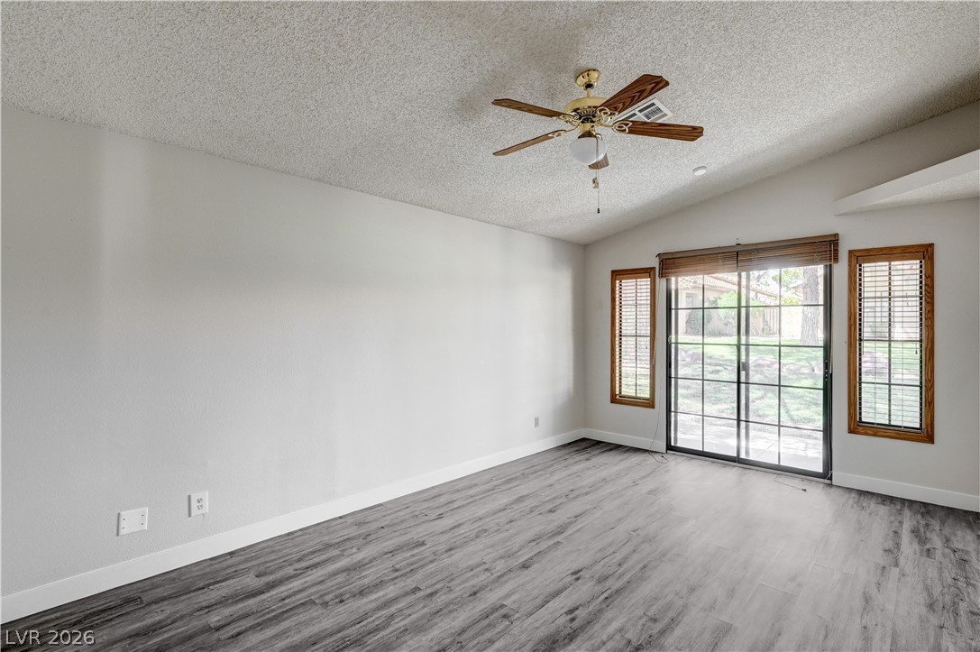 7916 Canoe Lane Property Photo 27