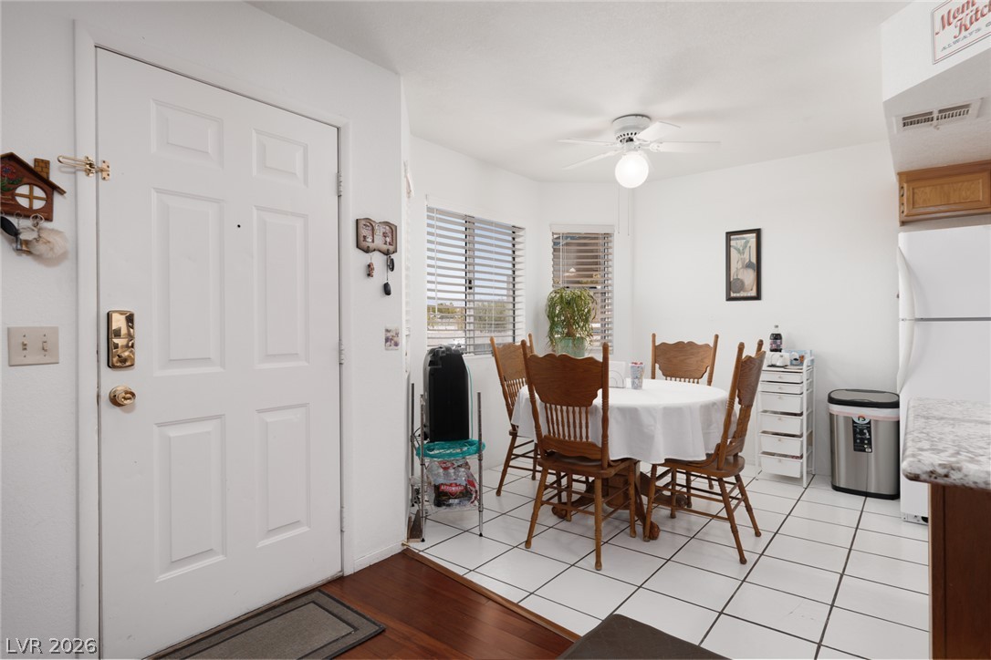 7604 Cromberg 201 Property Photo 4