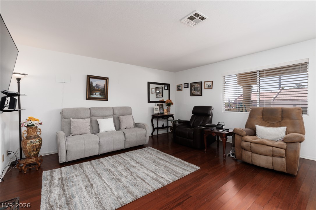 7604 Cromberg 201 Property Photo 9