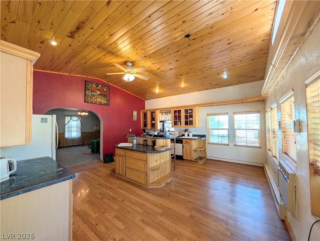 997 Phillips Street Property Photo 8