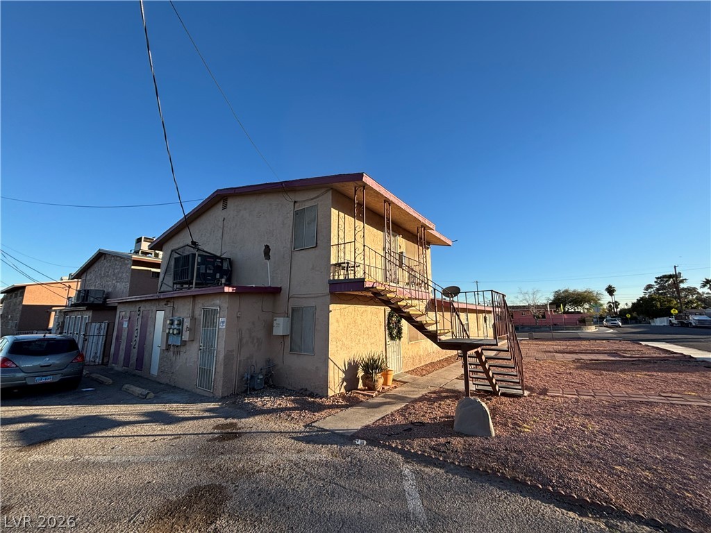 5132 Pebble Beach Boulevard B Property Photo 1