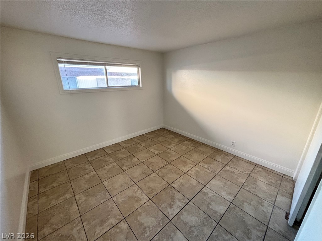5132 Pebble Beach Boulevard B Property Photo 11