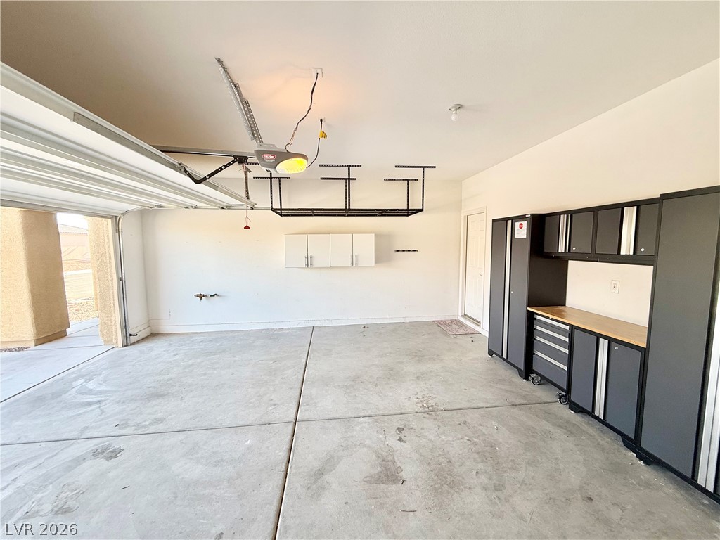 5190 Lignum Avenue Property Photo 4