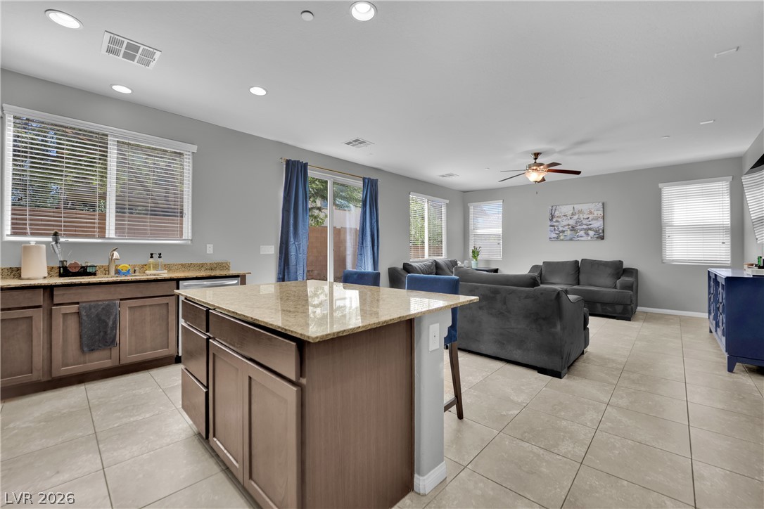 2241 Mundare Drive Property Photo 13