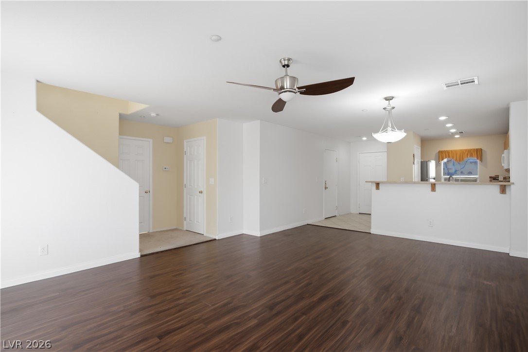 1172 Gecko Road Property Photo 7