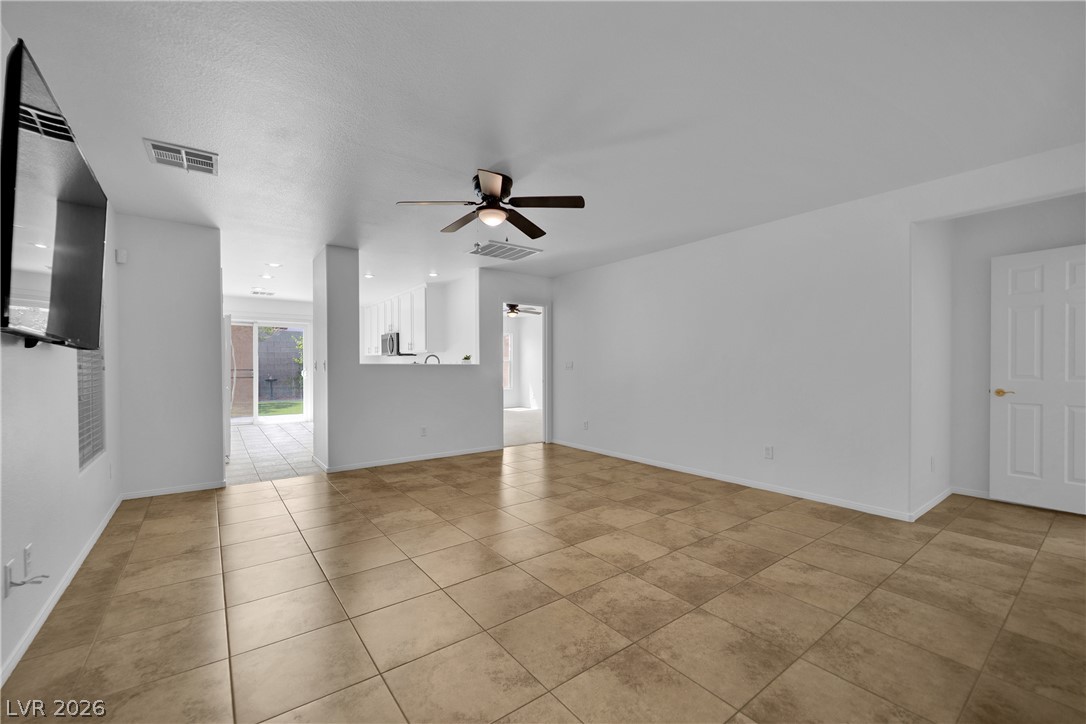 3963 Goldspur Street Property Photo 3