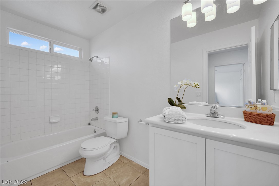 3963 Goldspur Street Property Photo 28