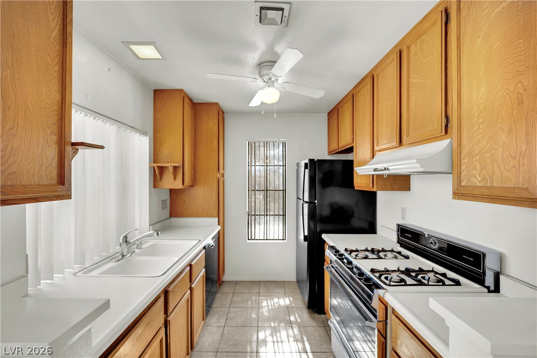 4831 Nara Vista Way 201 Property Photo 6