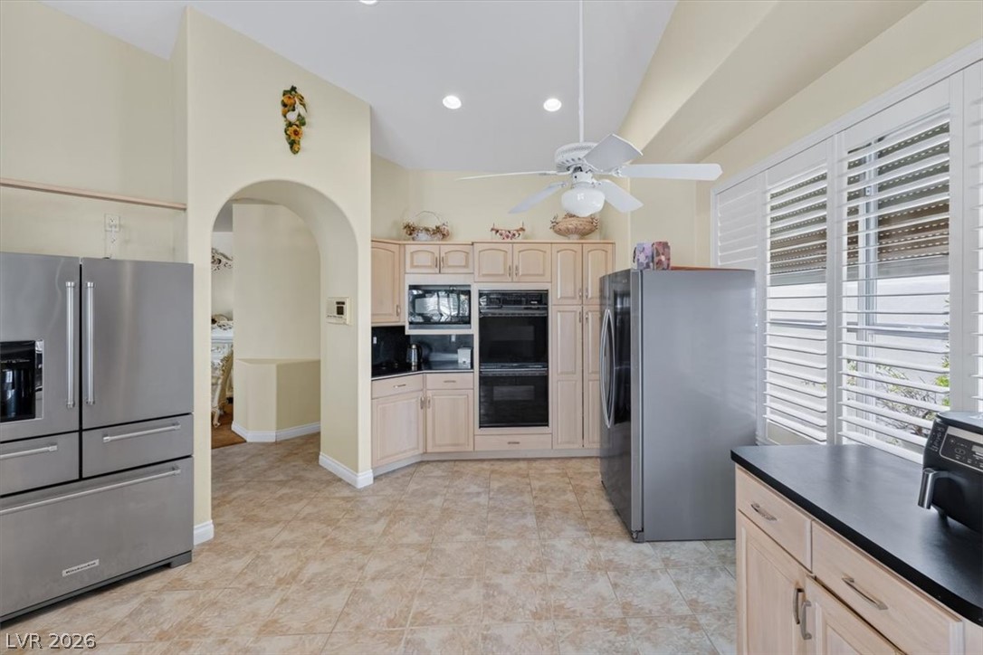 1910 Davina Street Property Photo 12