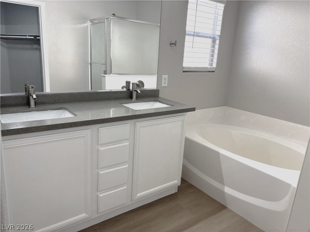 3661 Farfalla Court Property Photo 31
