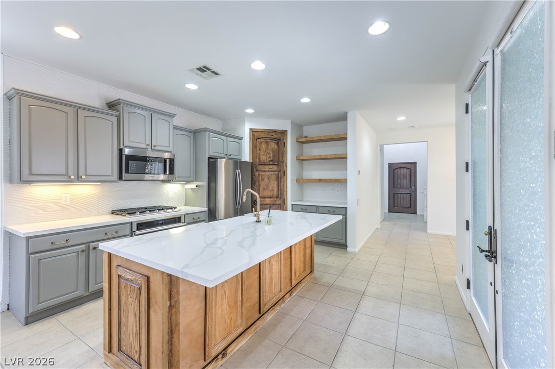 10489 Rusty Railroad Avenue Property Photo 11