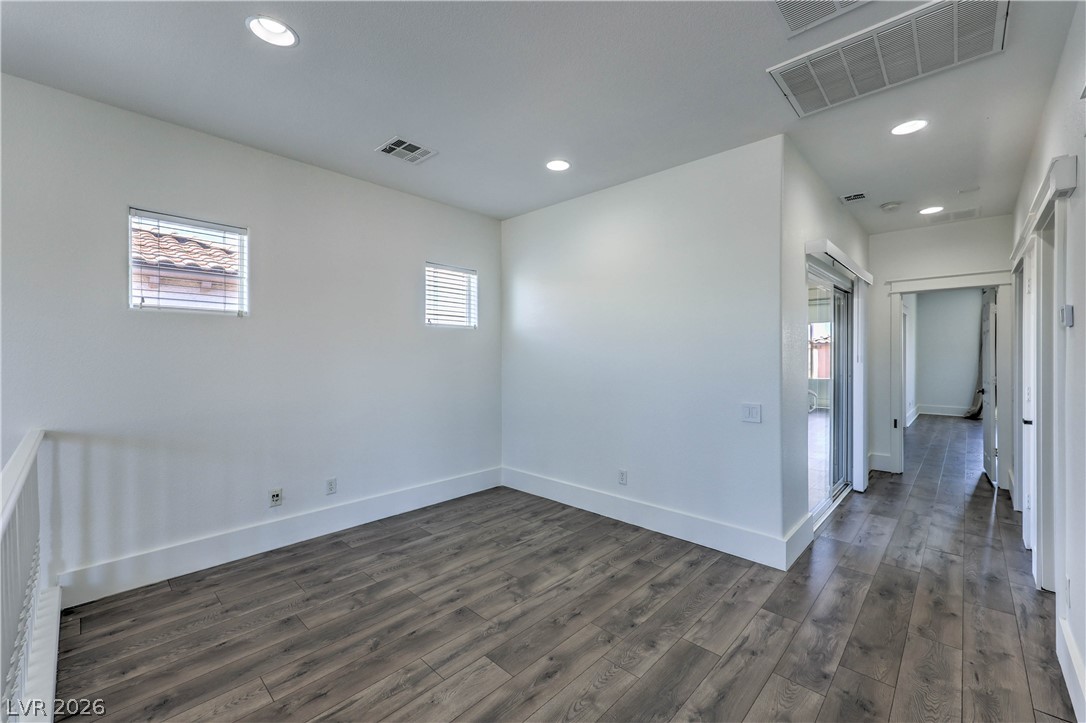 10489 Rusty Railroad Avenue Property Photo 16