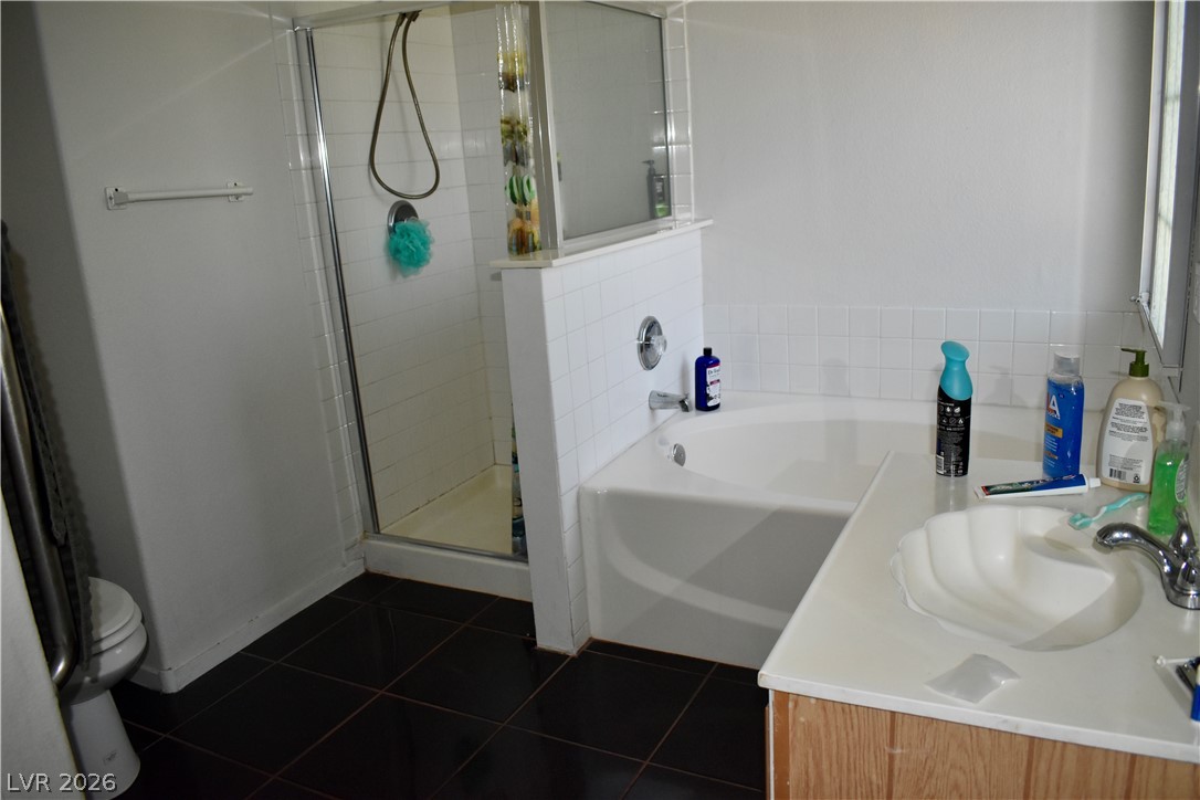 1701 Jernae Court Property Photo 32