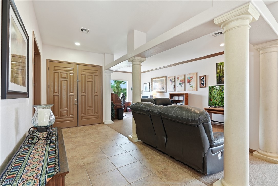 5612 Lusitano Street Property Photo 4