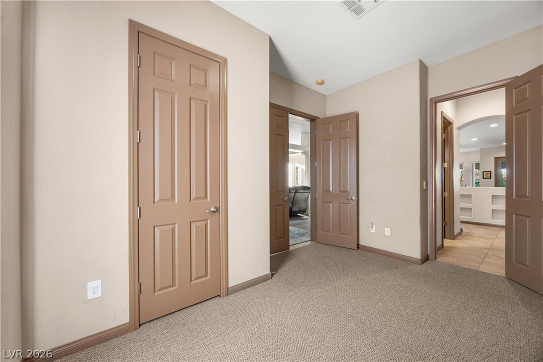 5612 Lusitano Street Property Photo 6