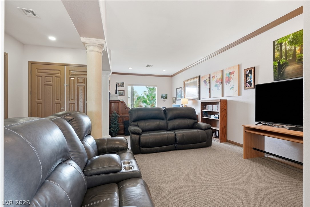 5612 Lusitano Street Property Photo 10
