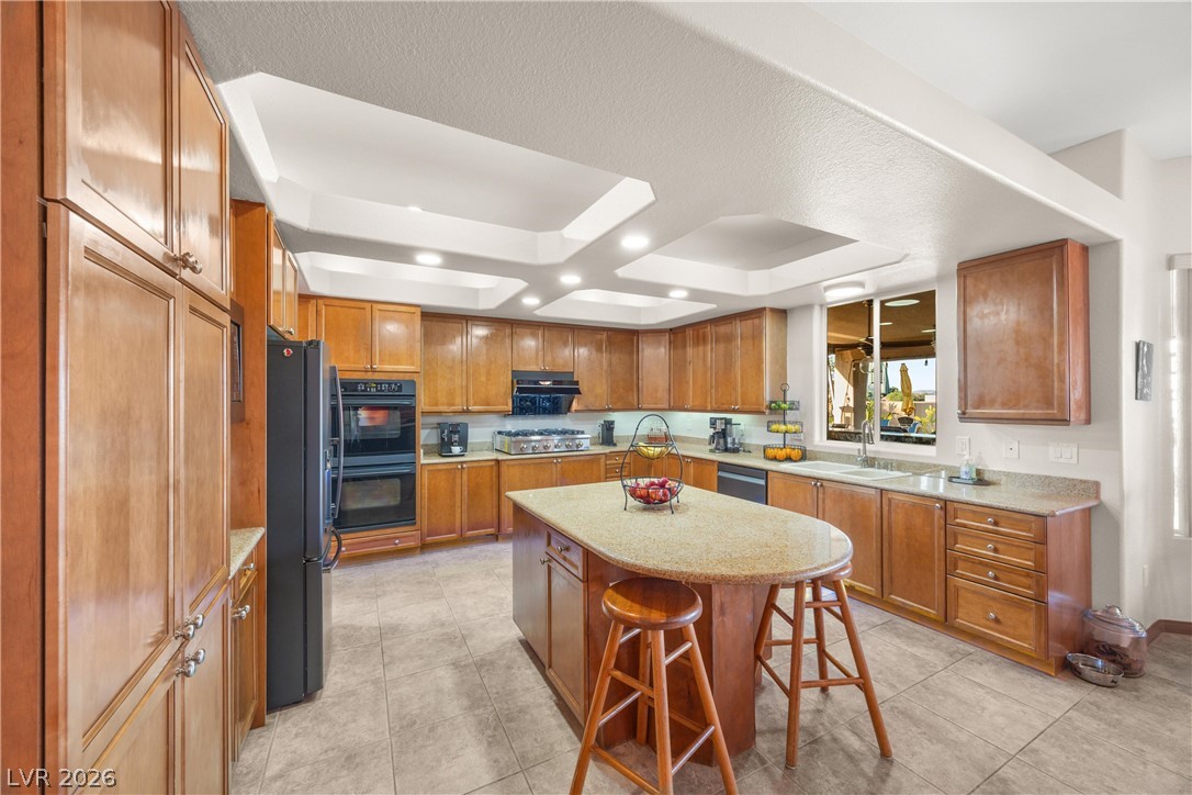5612 Lusitano Street Property Photo 15