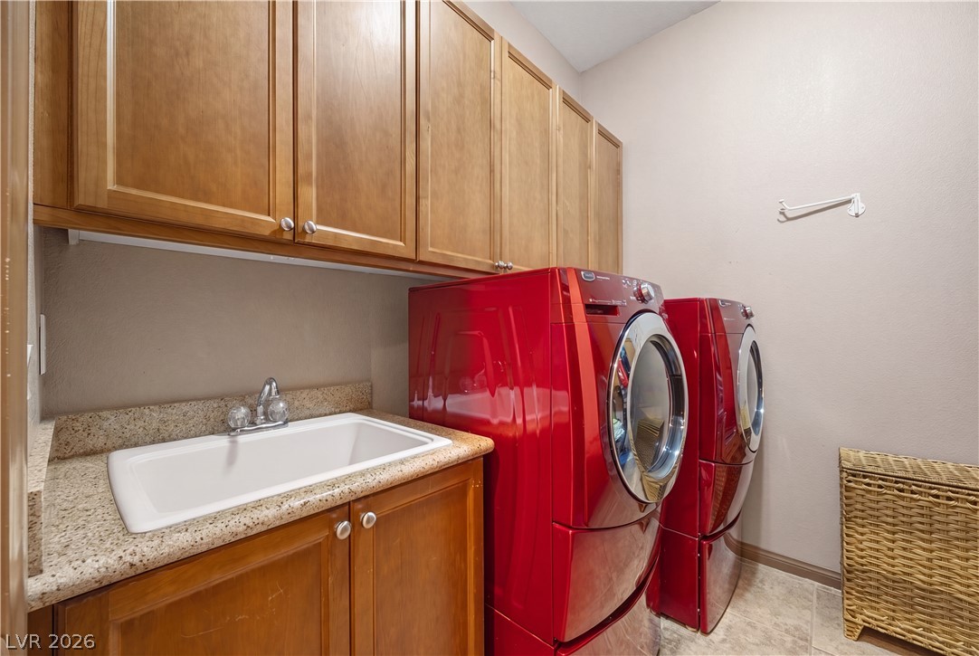 5612 Lusitano Street Property Photo 26