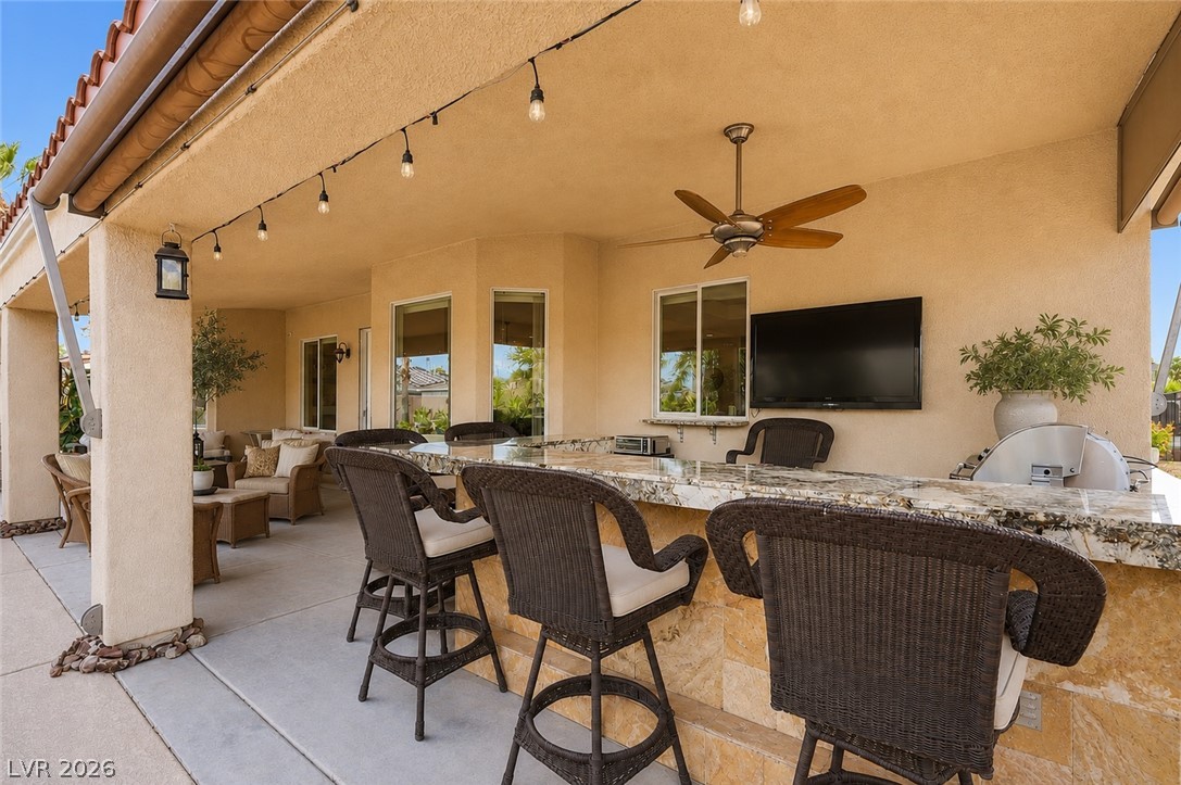 5612 Lusitano Street Property Photo 28