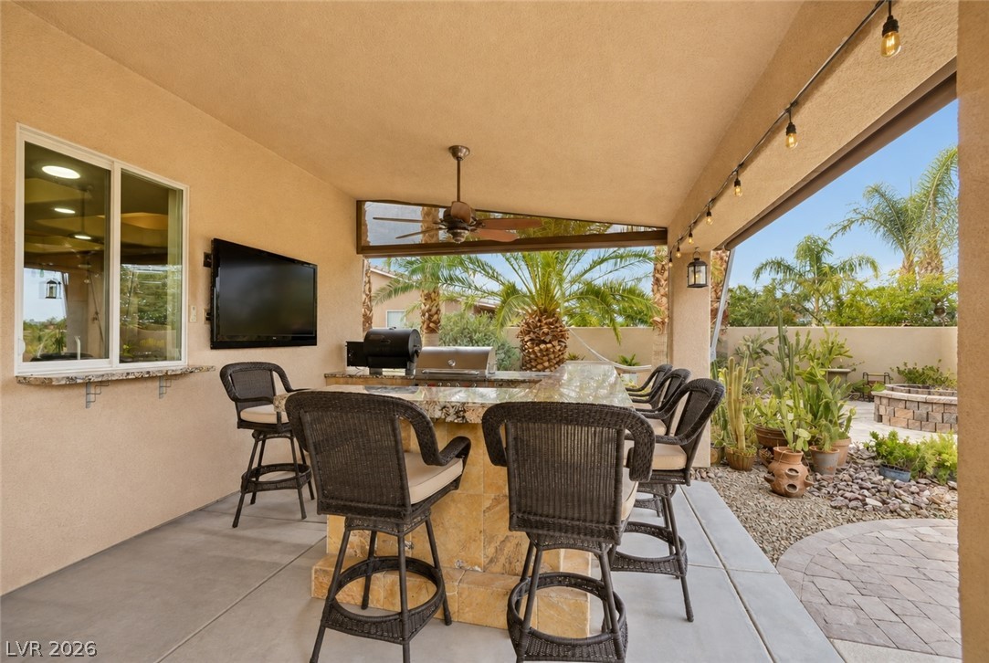 5612 Lusitano Street Property Photo 29
