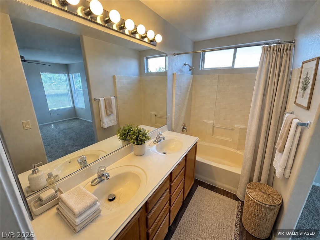 3237 Little Stream Street Property Photo 10