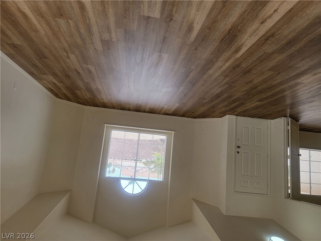 7721 Saint Whittier Court Property Photo 4