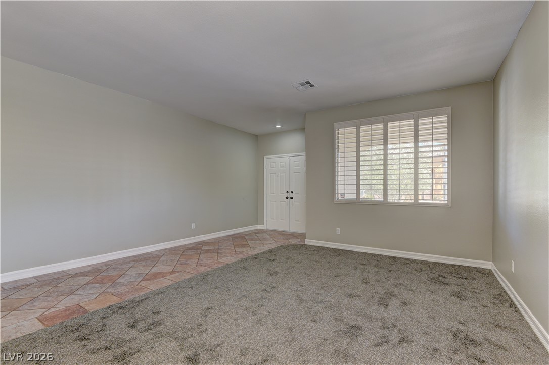 1255 Summer Dawn Avenue Property Photo 5