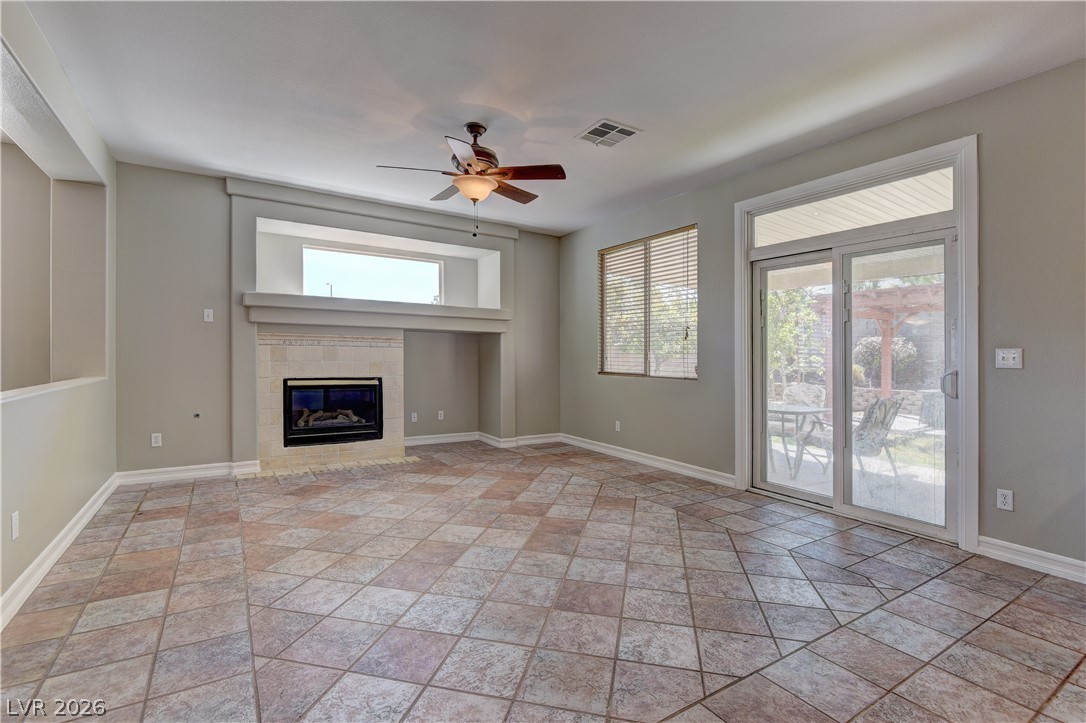 1255 Summer Dawn Avenue Property Photo 8