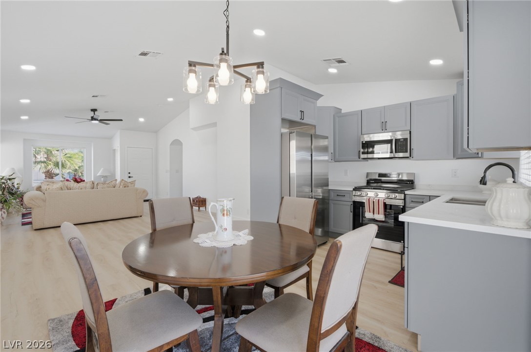 9109 Dolente Avenue Property Photo 10