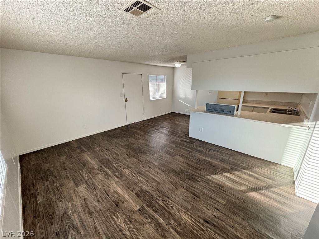 147 Westminster Way D Property Photo 7