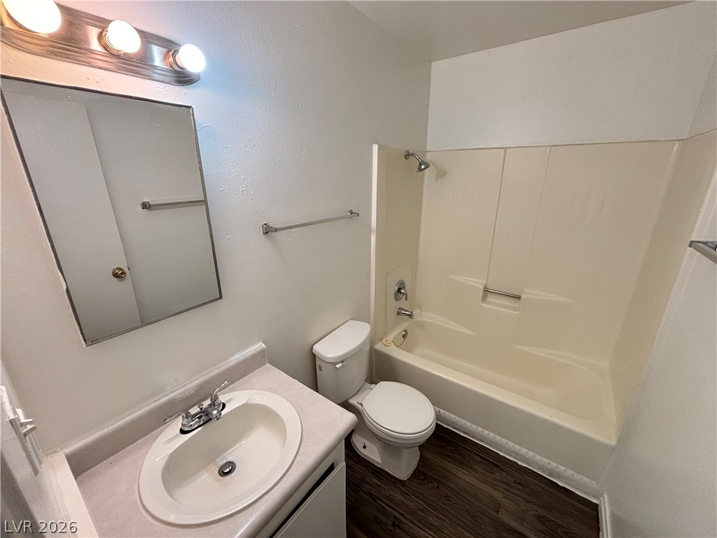 147 Westminster Way D Property Photo 8