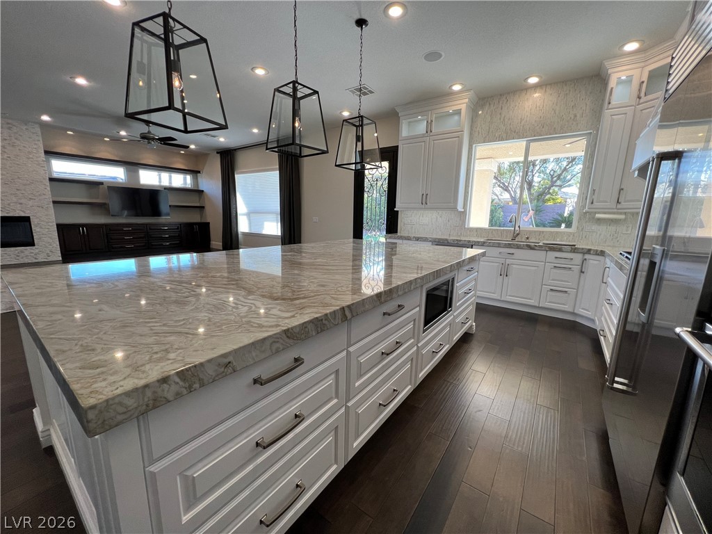 10895 Iris Canyon Lane Property Photo 5