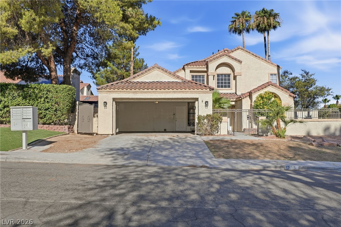 551 British Court Property Photo 1