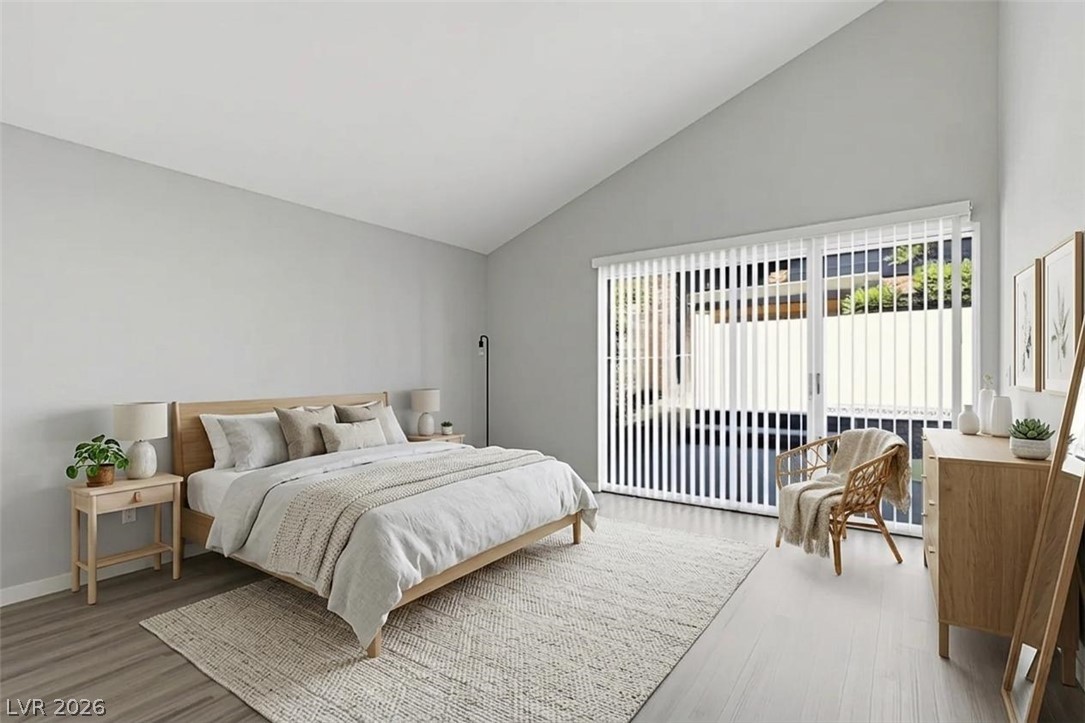 551 British Court Property Photo 9