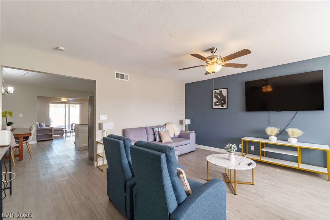 5551 Corral Circle Property Photo 6