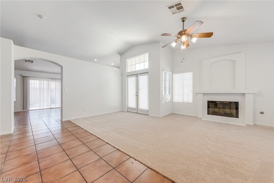 4821 Wind Break Lane Property Photo 2