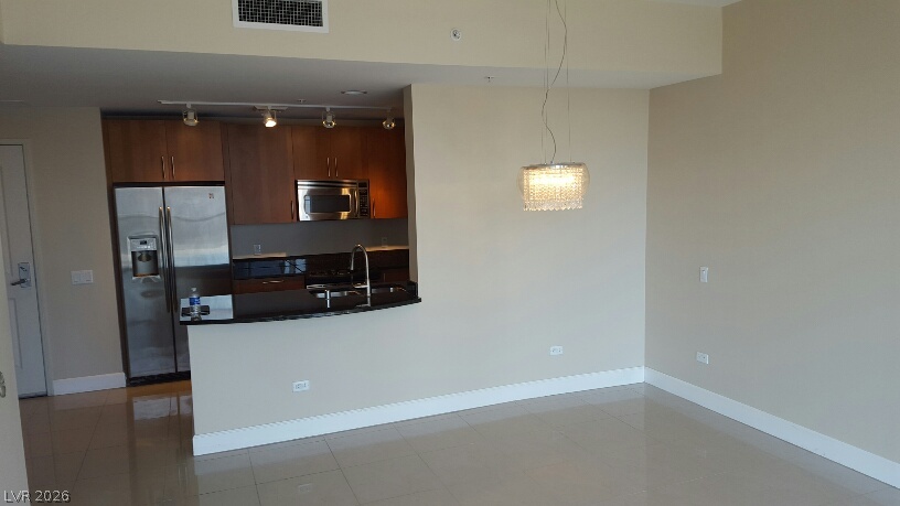 200 West Sahara Avenue 2004 Property Photo 14